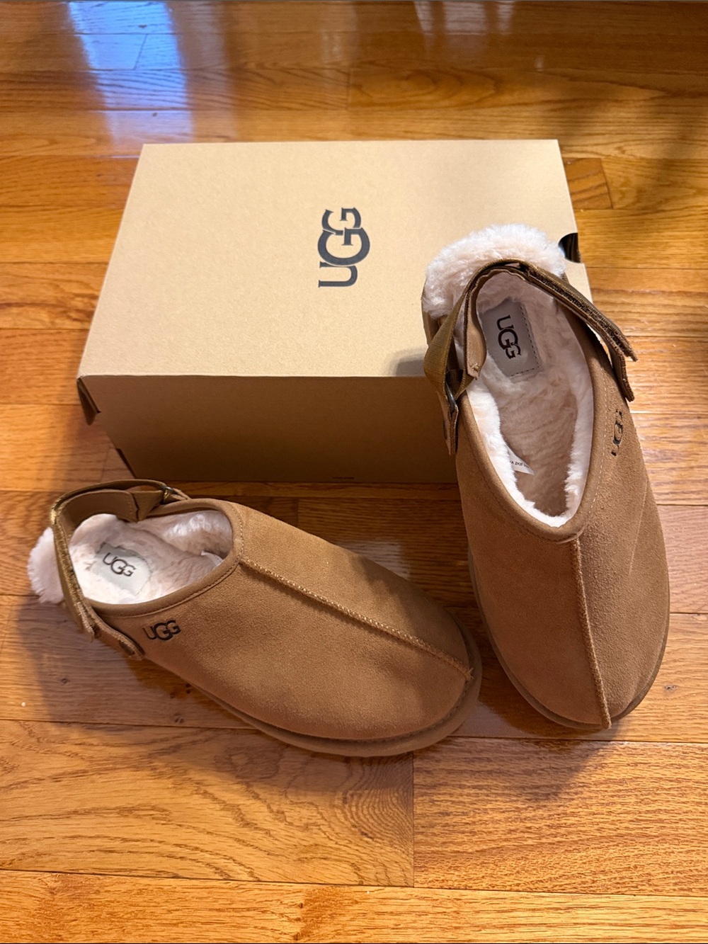 UGG Lanah Clog - Chestnut - Women’s Size 10
